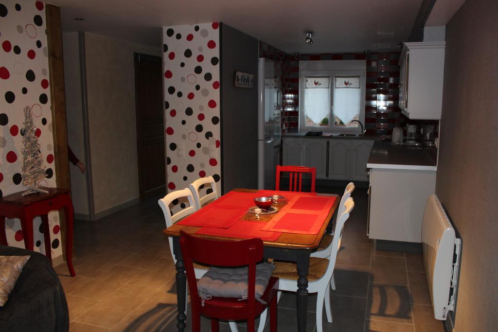 Au Relais Du Canal A Grand Gabarit Nesle Exteriér fotografie